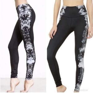 ALO Yoga Airbrush Mid-rise black Crystal legging XS